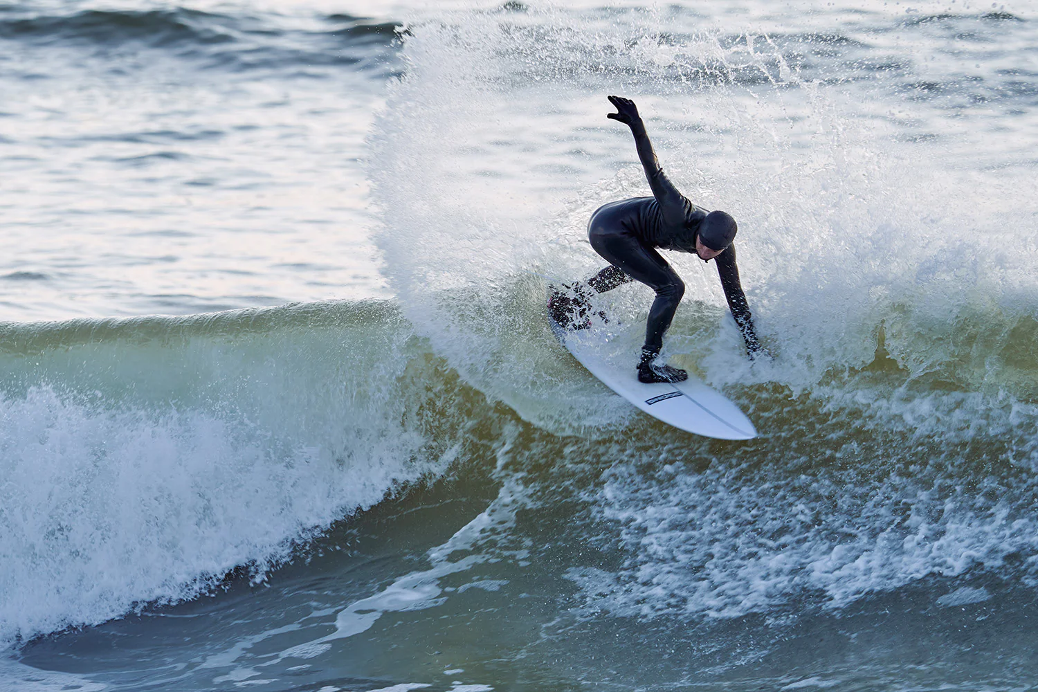 GONG | Factory Malo Surf 5'5 Alu EPS - Image 8