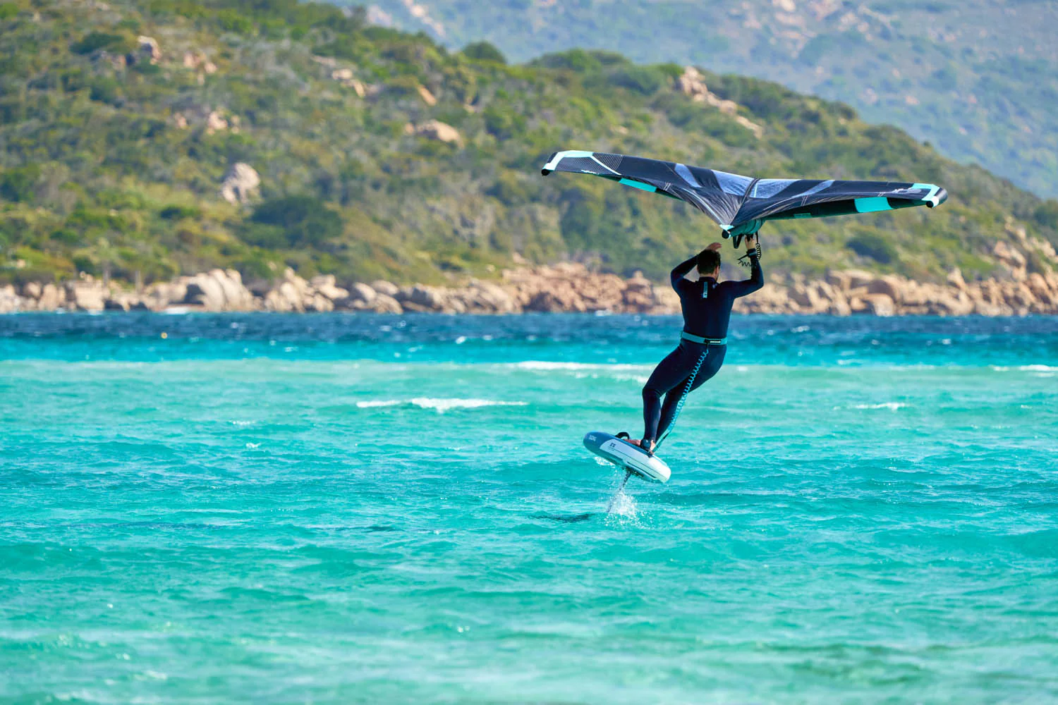 GONG | Wing foil Board Inflatable HIPE Perf 5'10 G2 - Image 17