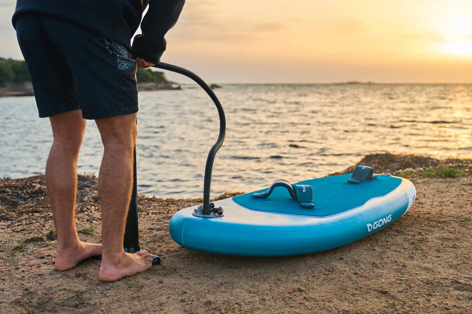 GONG | Wing foil Board Inflatable HIPE Perf 5'10 G3 - Image 16