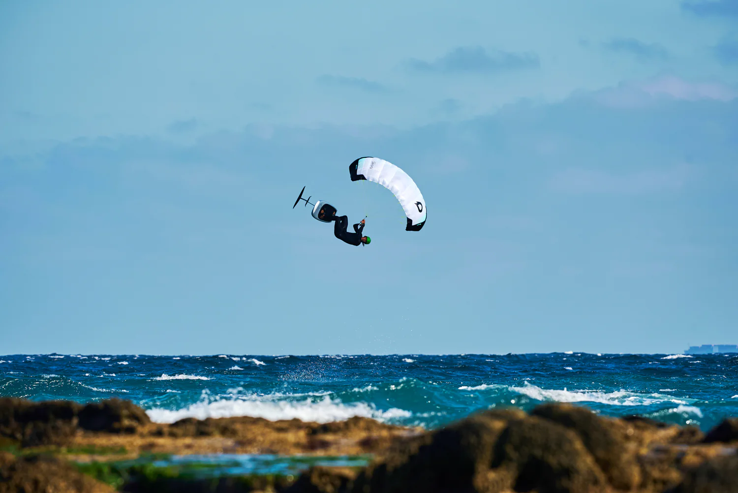 GONG | Lowkite Droid - Image 19
