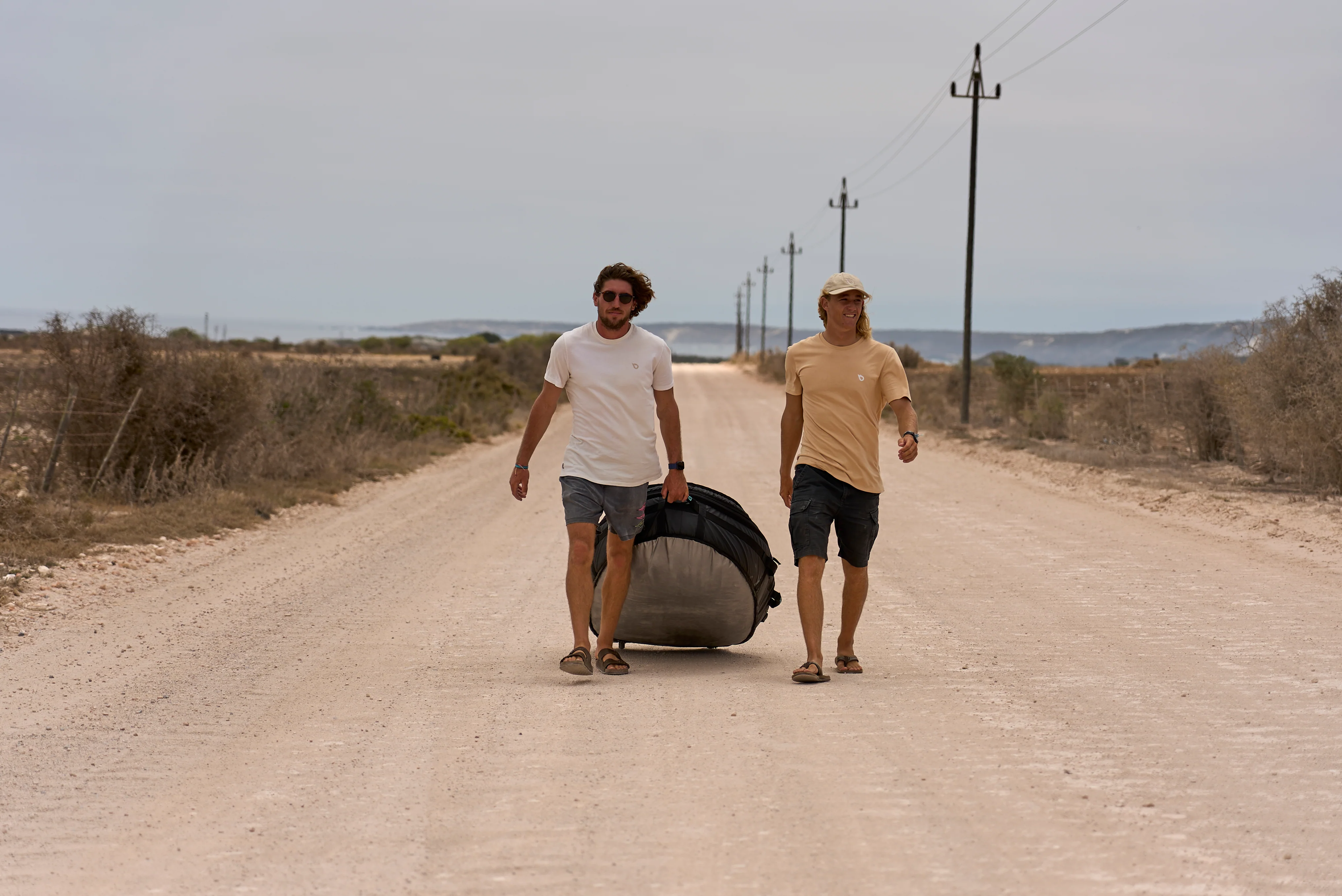 GONG | Wingfoil Travel Bag Wheel - Image 19
