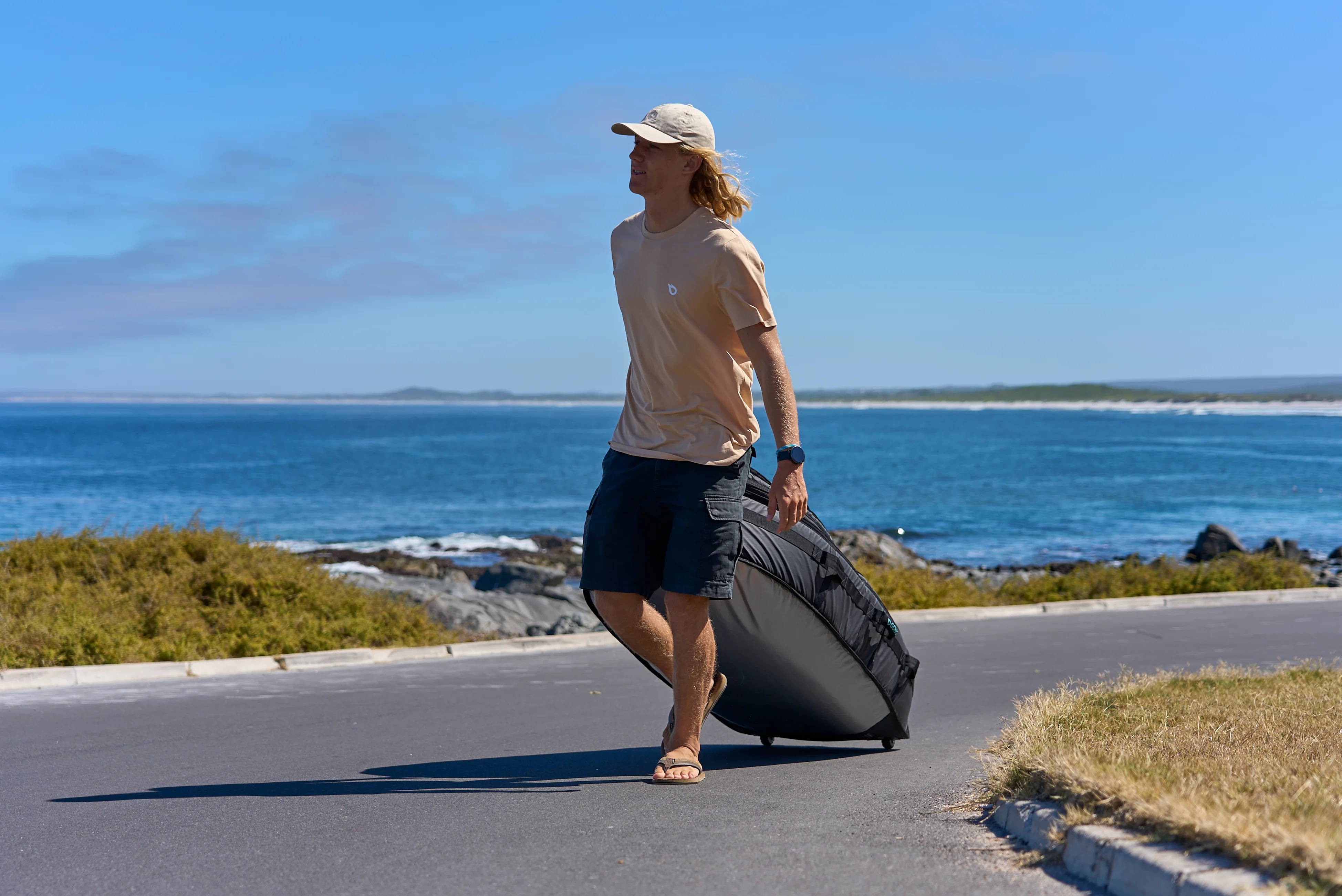 GONG | Wingfoil Travel Bag Wheel - Image 25
