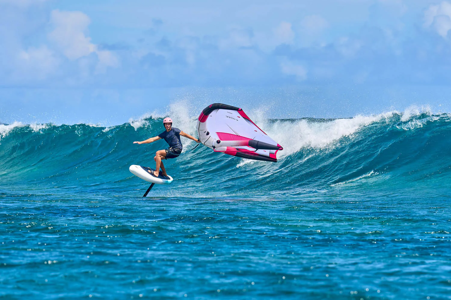 GONG | Wing foil Board Inflatable HIPE Cruzader - Image 23