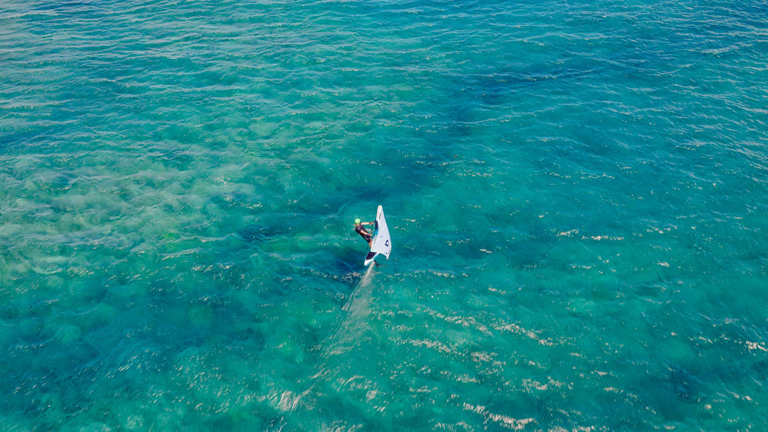 GONG | Wing foil Board Inflatable HIPE Cruzader - Image 35
